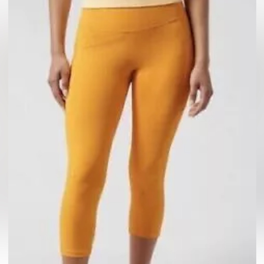 NWT ATHLETA Ultimate Stash II Capri Legging Radiant Sunshine Size Medium - Picture 2 of 13